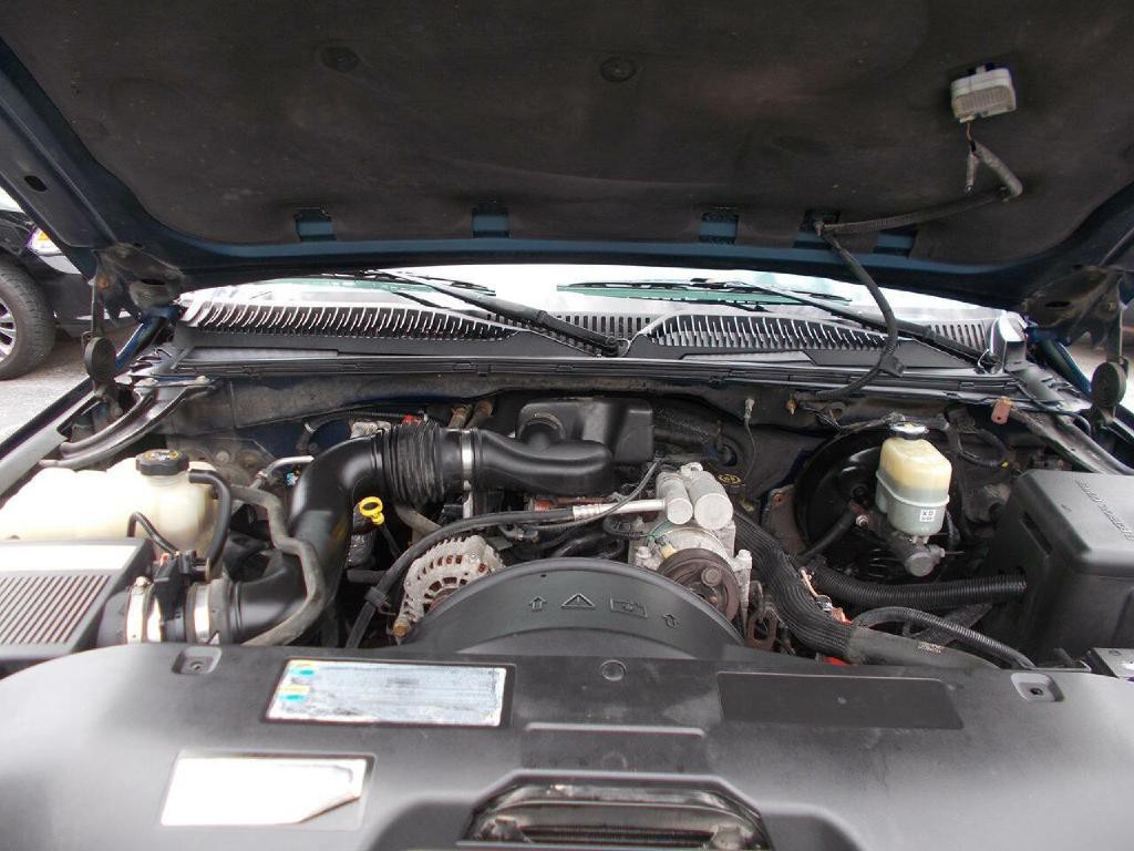 2002 GMC Sierra 1500 Image 6