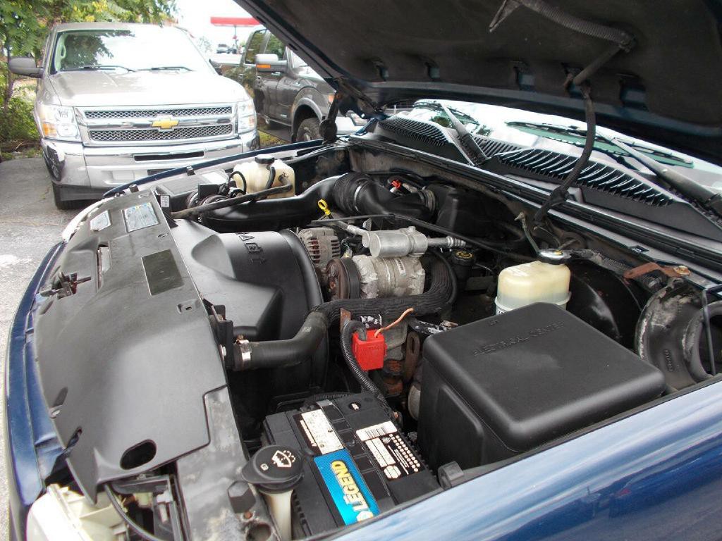 2002 GMC Sierra 1500 Image 7