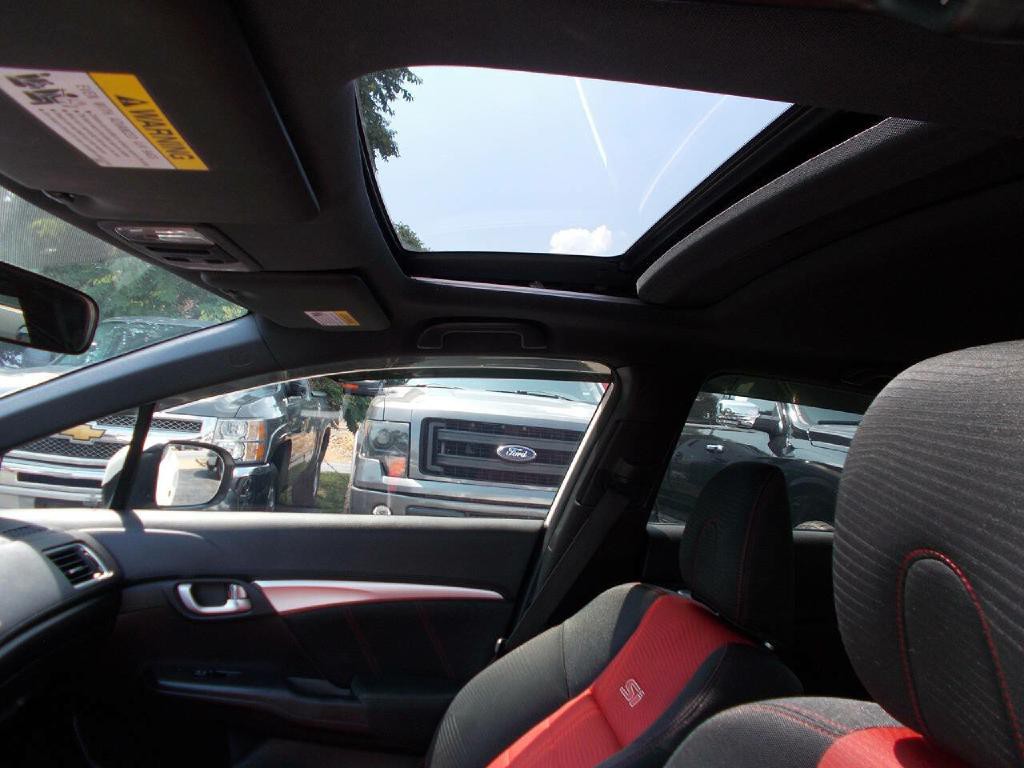 2015 Honda Civic Image 10