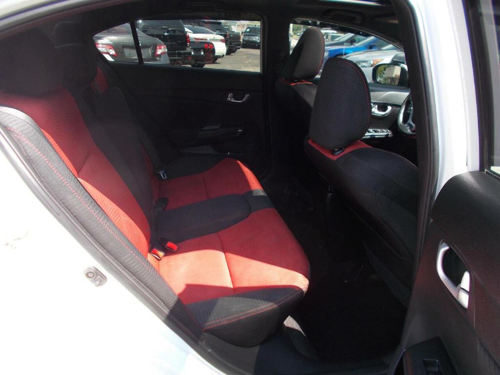 2015 Honda Civic Image 14