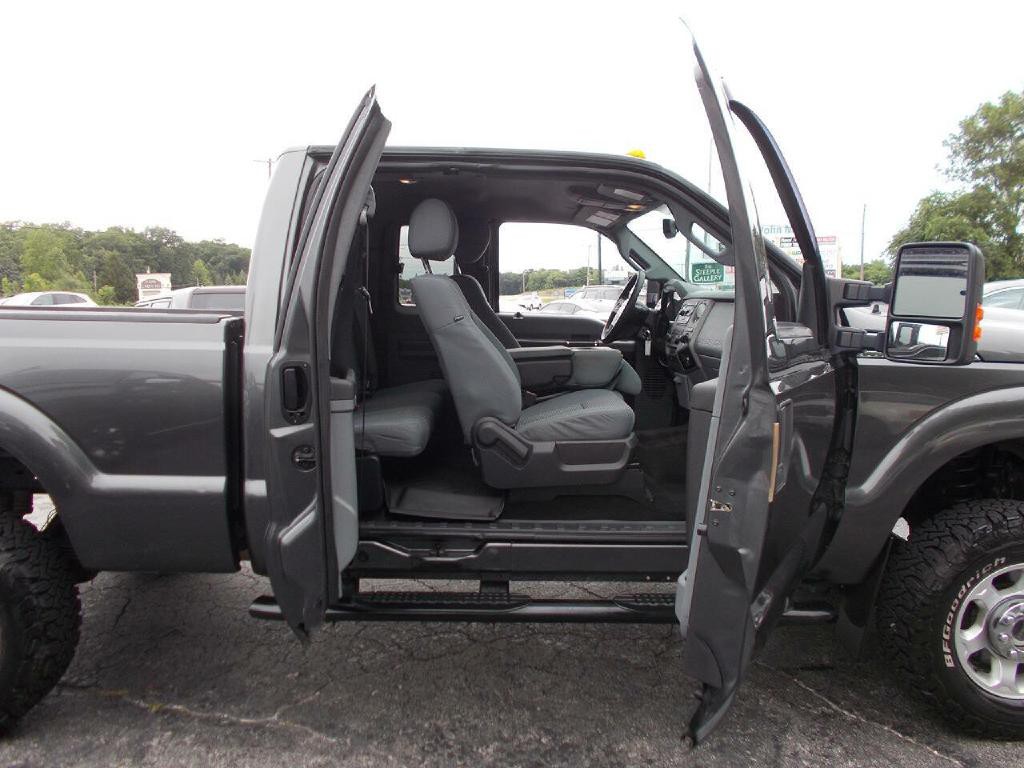 2016 Ford F-250 Image 16