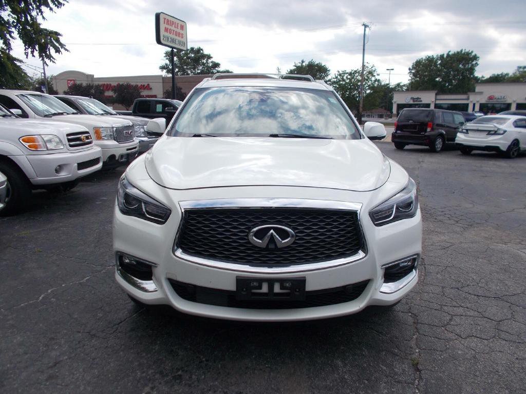 2017 INFINITI QX60 Image 2