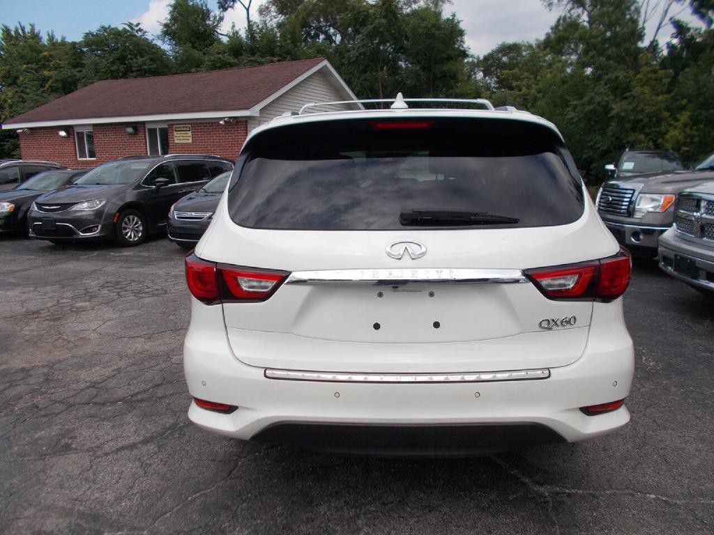2017 INFINITI QX60 Image 4