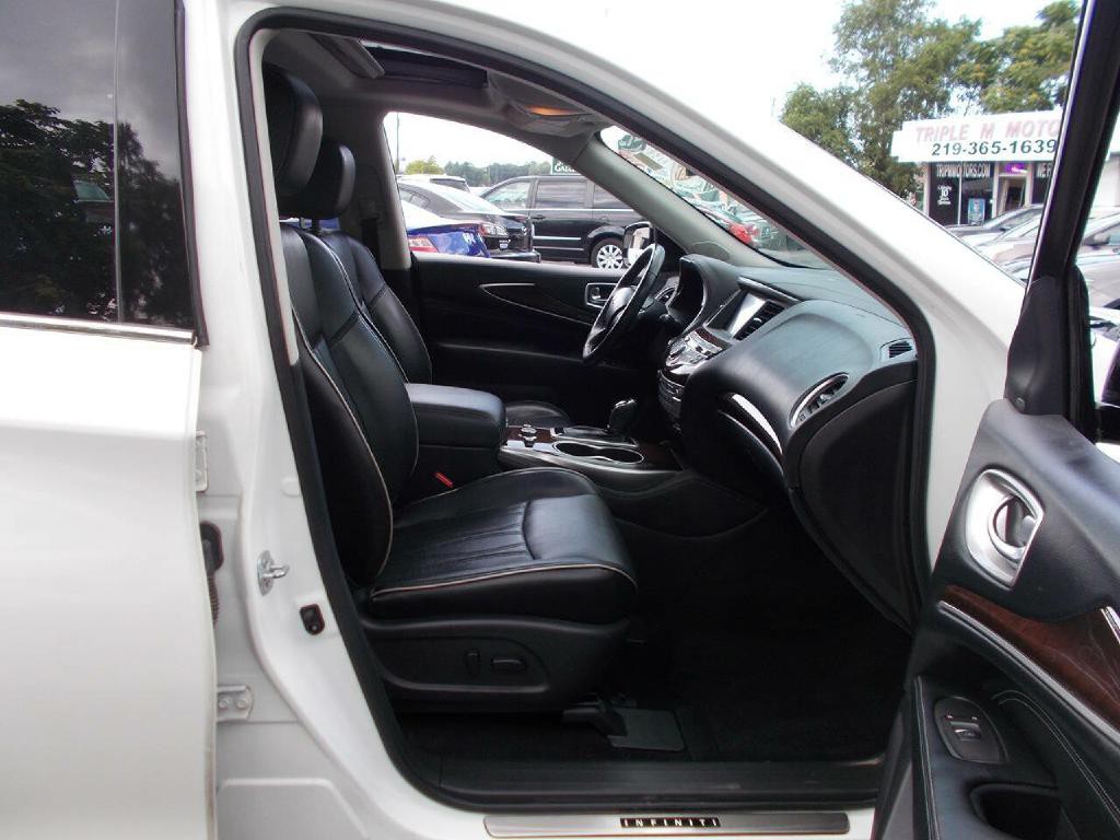 2017 INFINITI QX60 Image 16