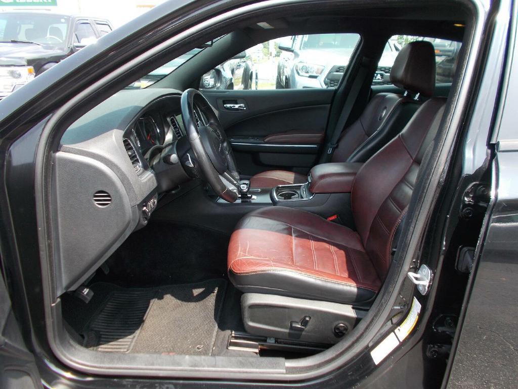 2014 Dodge Charger Image 11
