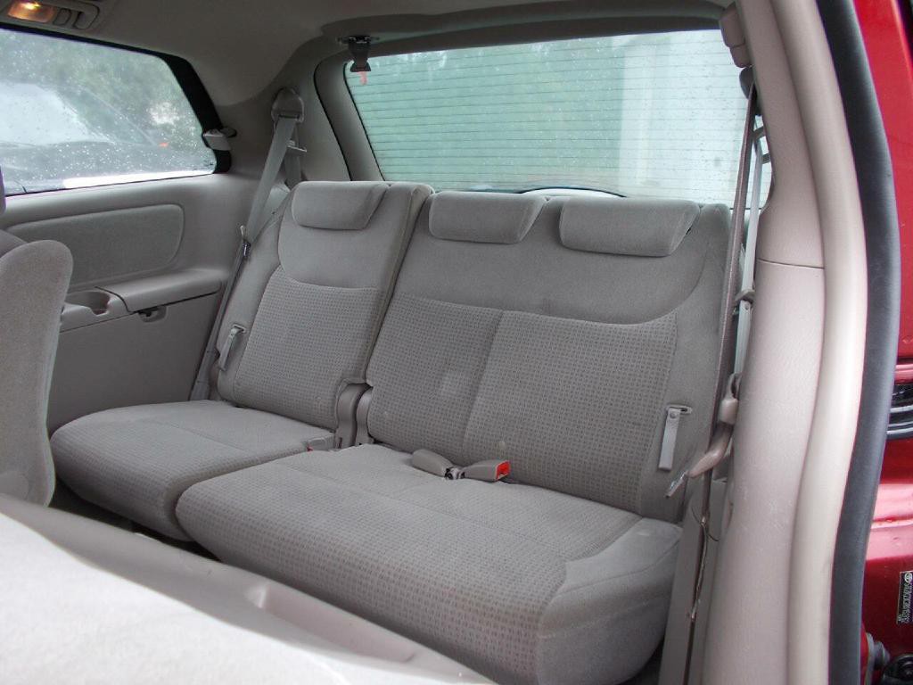 2008 Toyota Sienna Image 12