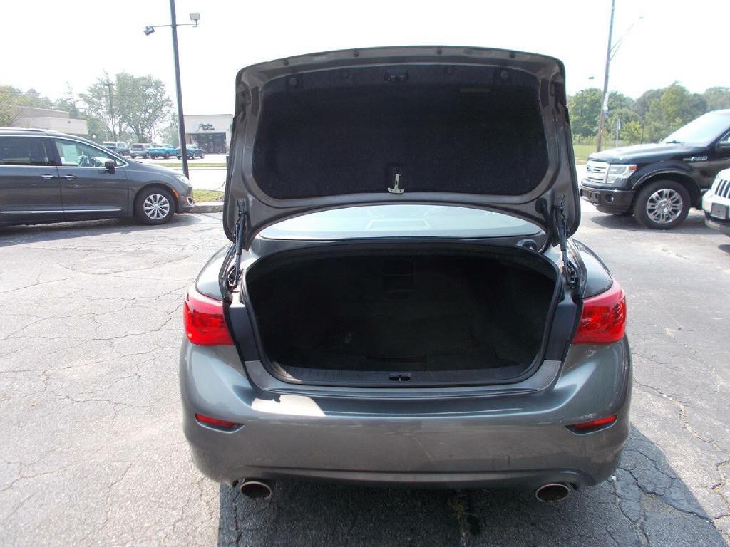 2015 INFINITI Q50 Image 6