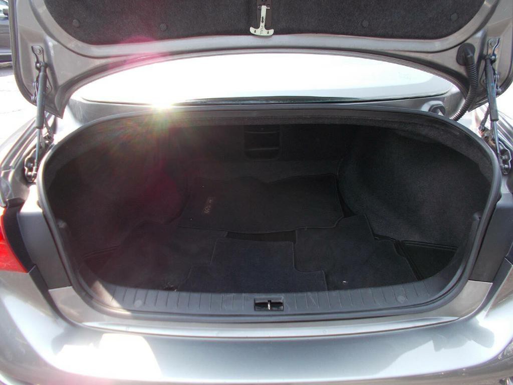 2015 INFINITI Q50 Image 7