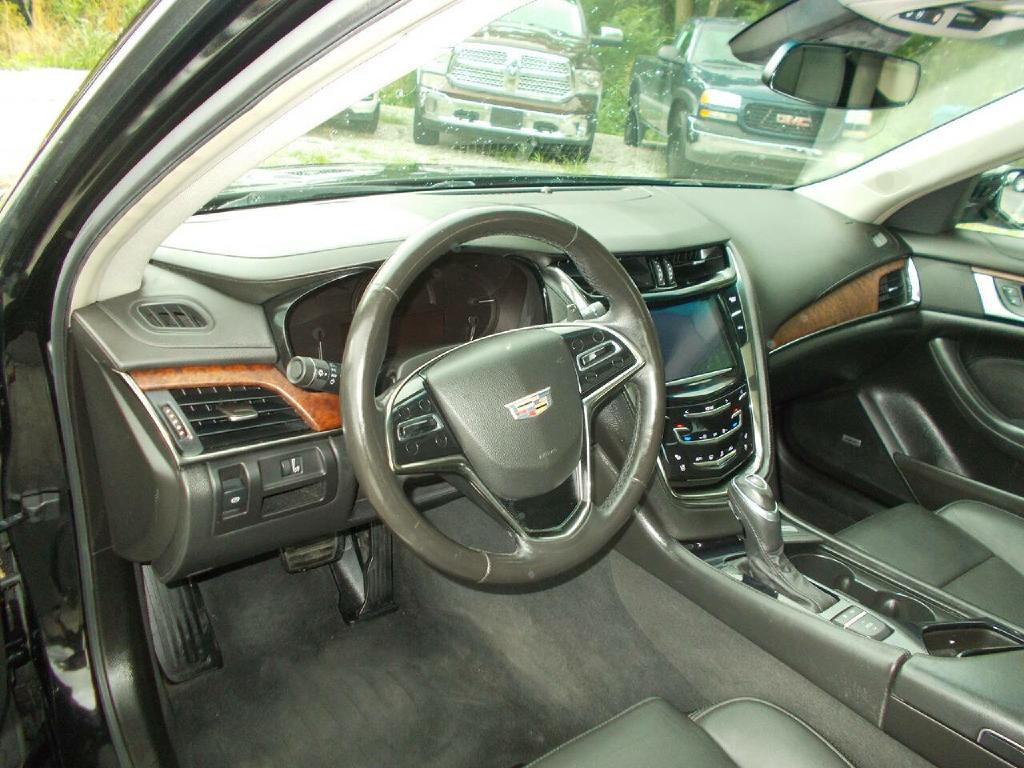 2016 Cadillac CTS Image 9