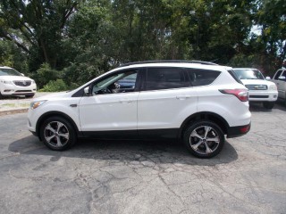 Image for 2017 Ford Escape SE ID: 6758533