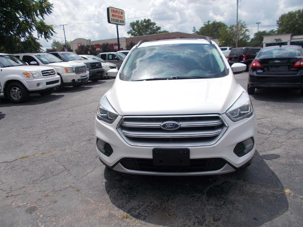 2017 Ford Escape Image 2