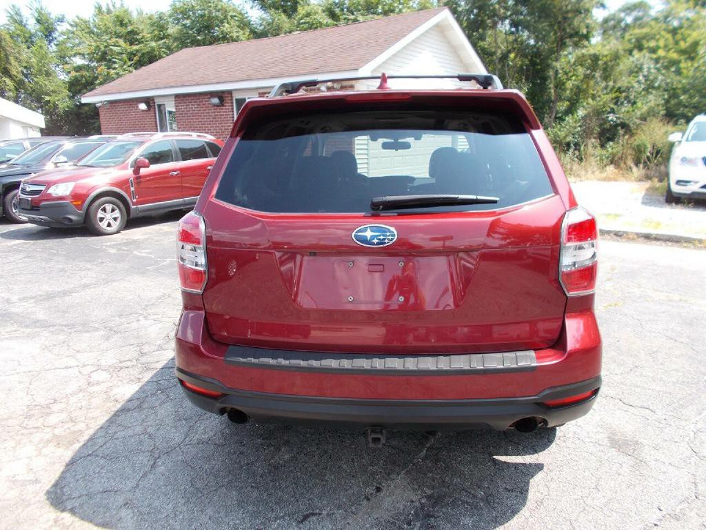 2016 Subaru Forester Image 4