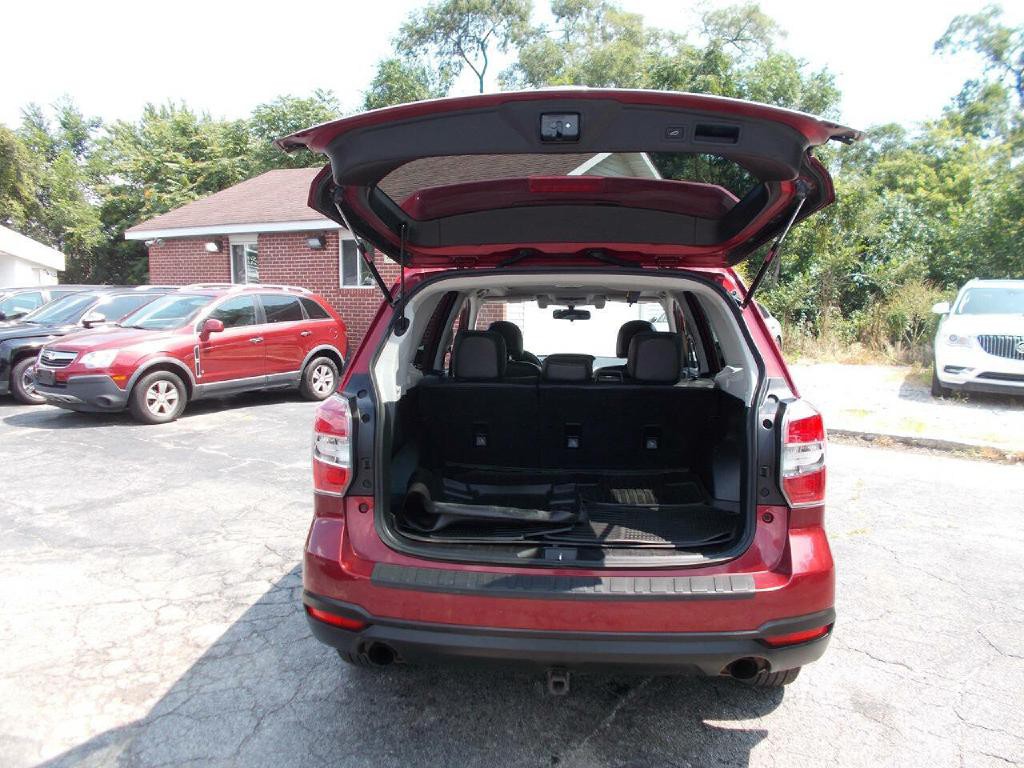 2016 Subaru Forester Image 6