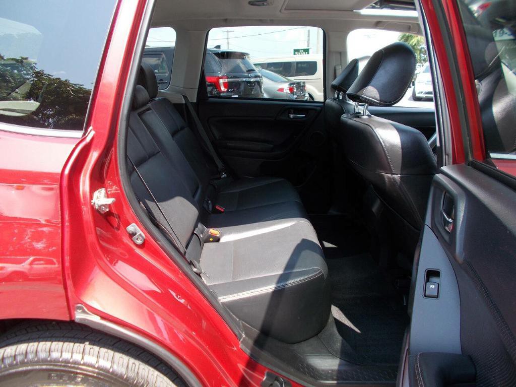 2016 Subaru Forester Image 14