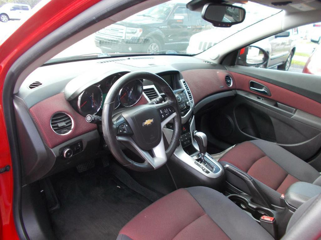 2013 Chevrolet Cruze Image 9