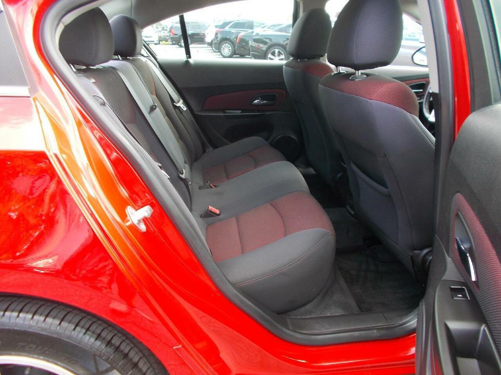 2013 Chevrolet Cruze Image 14