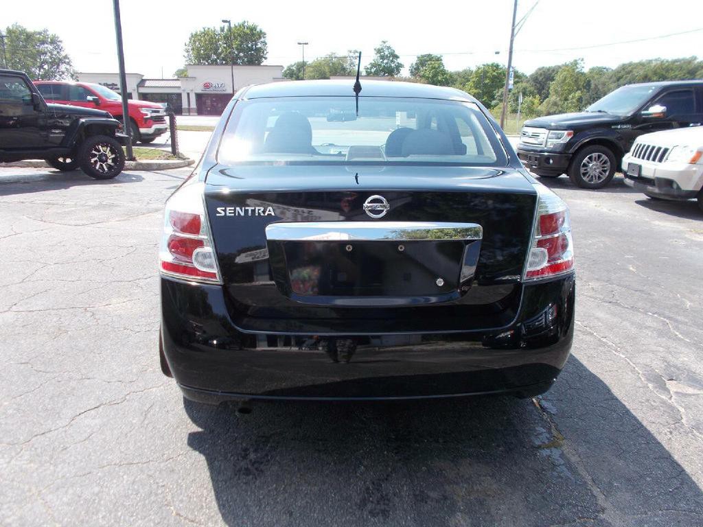 2010 Nissan Sentra Image 5