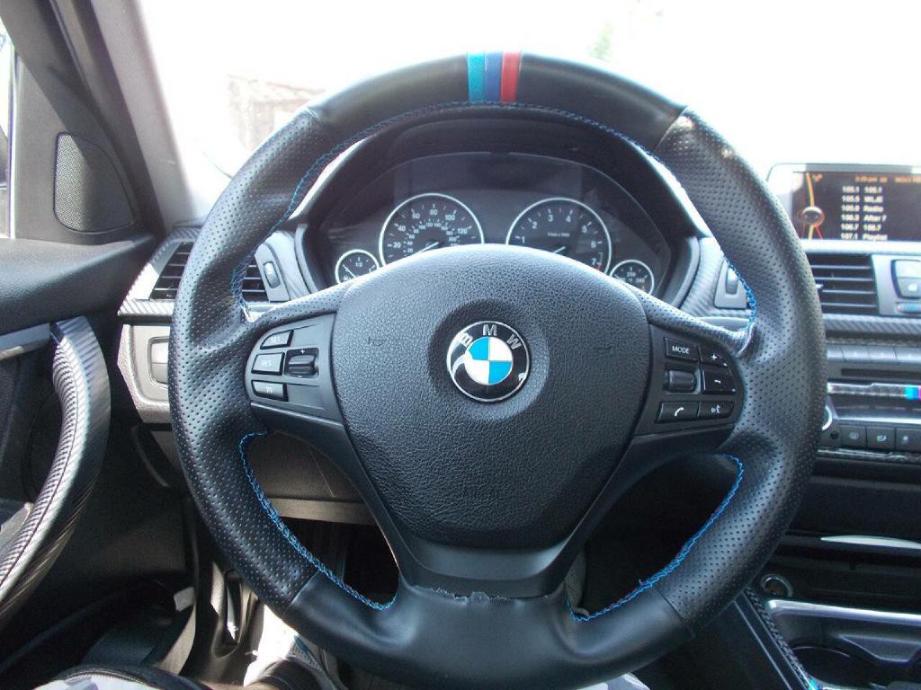 2014 BMW 3 Series Image 17