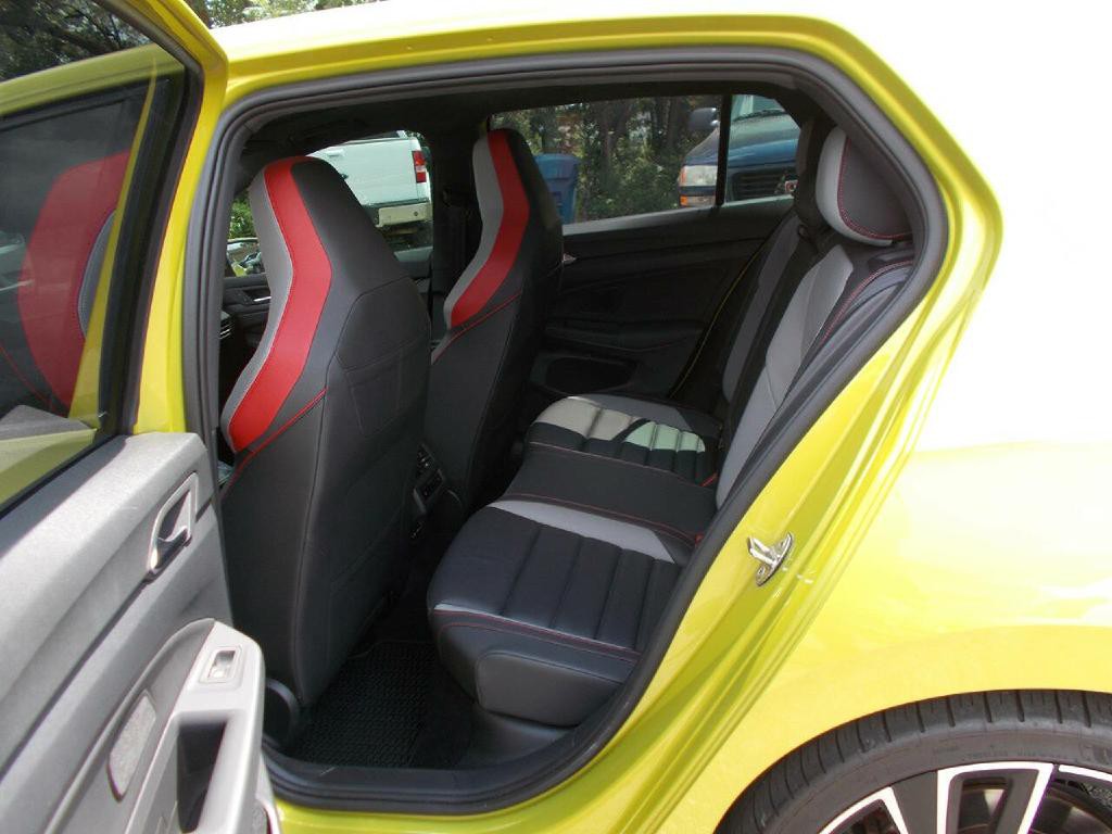 2022 Volkswagen GTI Image 12