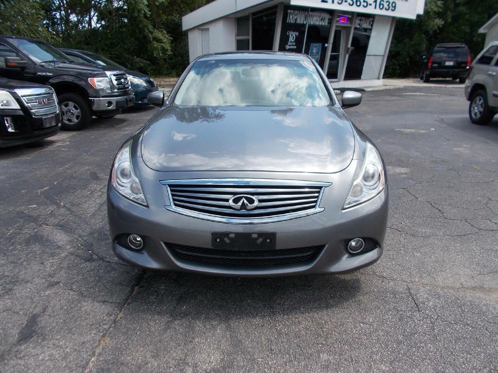 2012 INFINITI G37 Image 2