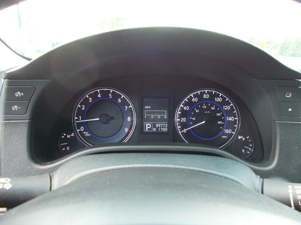 2012 INFINITI G37 Image 16