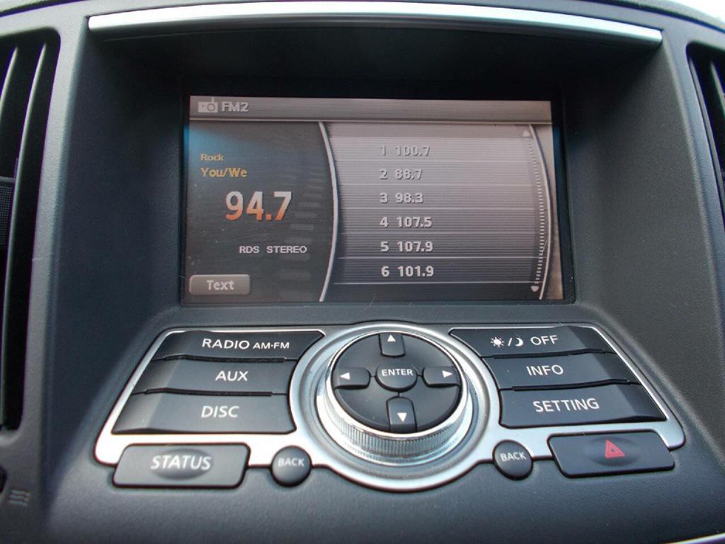 2012 INFINITI G37 Image 19