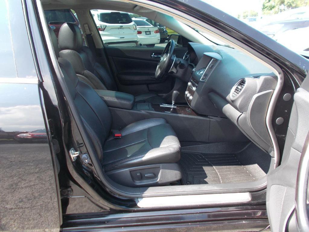 2014 Nissan Maxima Image 12