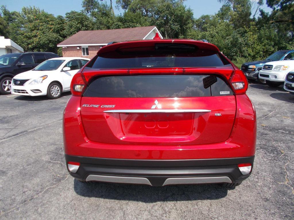2020 Mitsubishi Eclipse Image 4