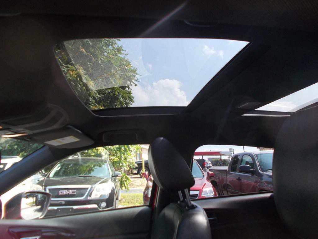 2020 Mitsubishi Eclipse Image 9