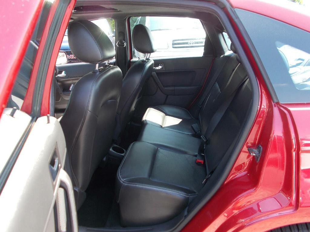 2011 Ford Focus Image 12
