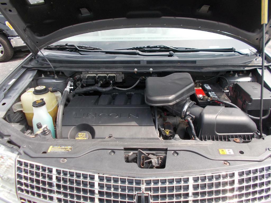 2008 Lincoln MKX Image 8