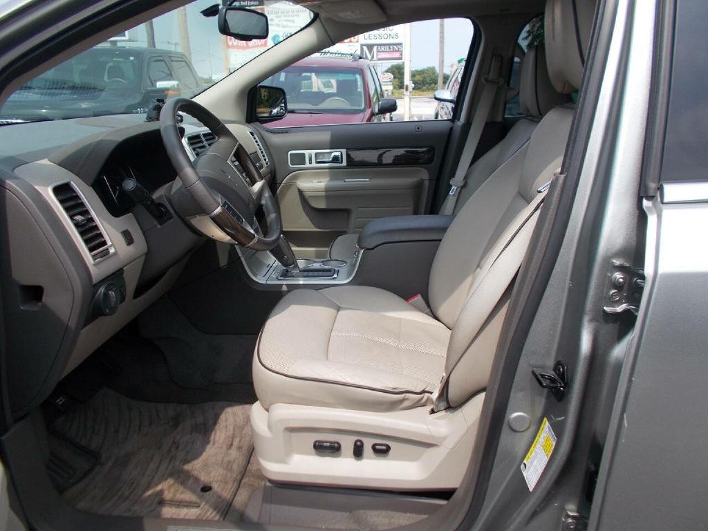 2008 Lincoln MKX Image 10