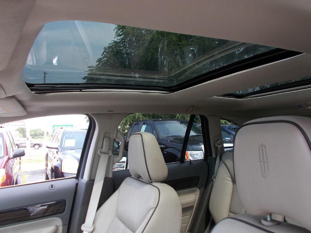 2008 Lincoln MKX Image 14