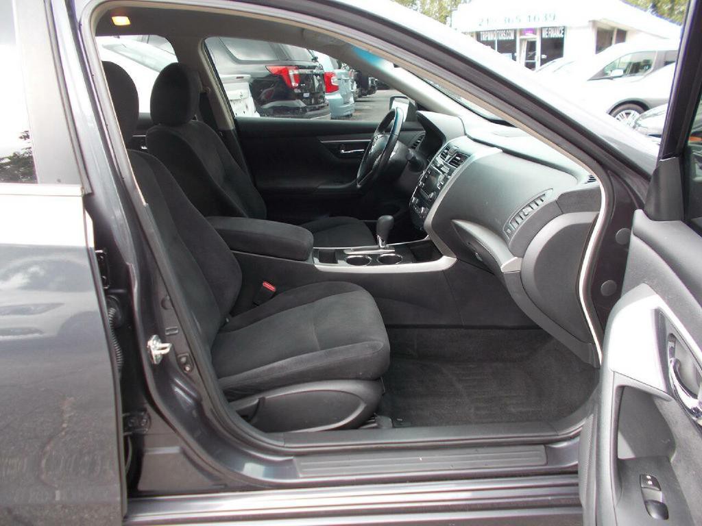 2013 Nissan Altima Image 12
