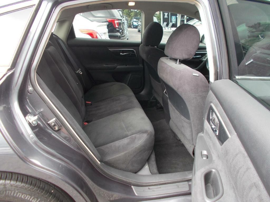 2013 Nissan Altima Image 13