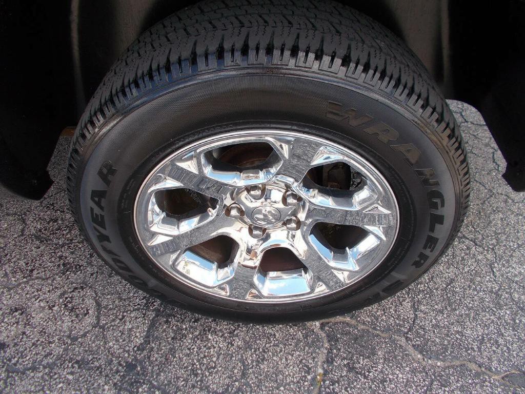 2014 RAM 1500 Image 5