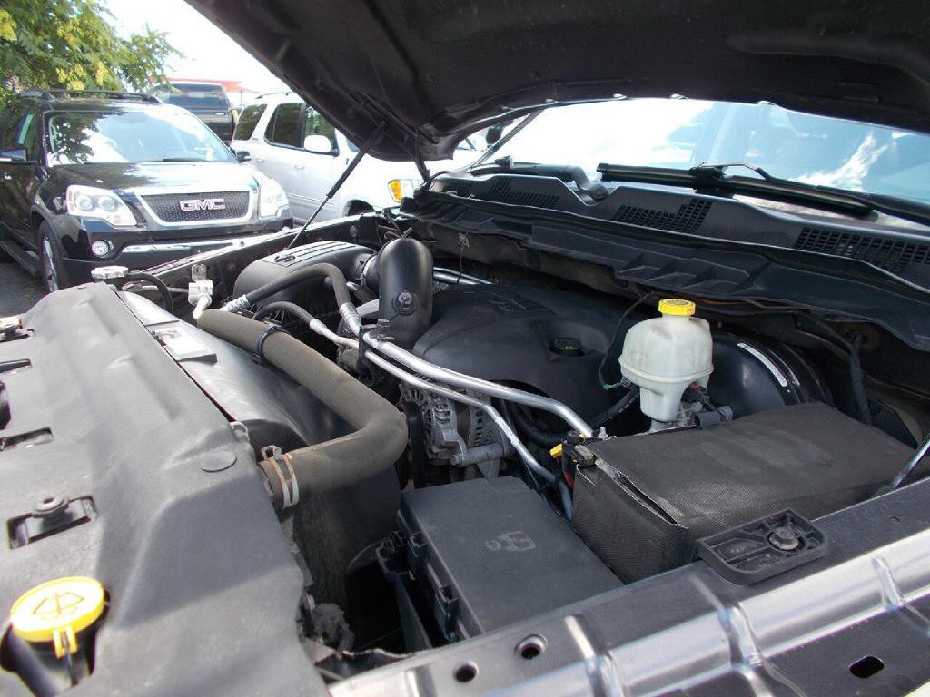 2014 RAM 1500 Image 7