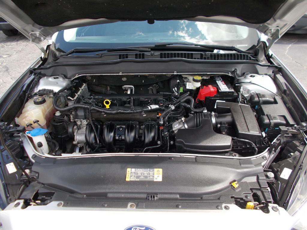 2016 Ford Fusion Image 6