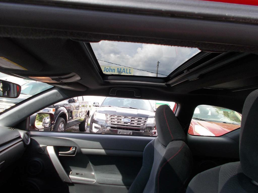2013 Scion tC Image 10