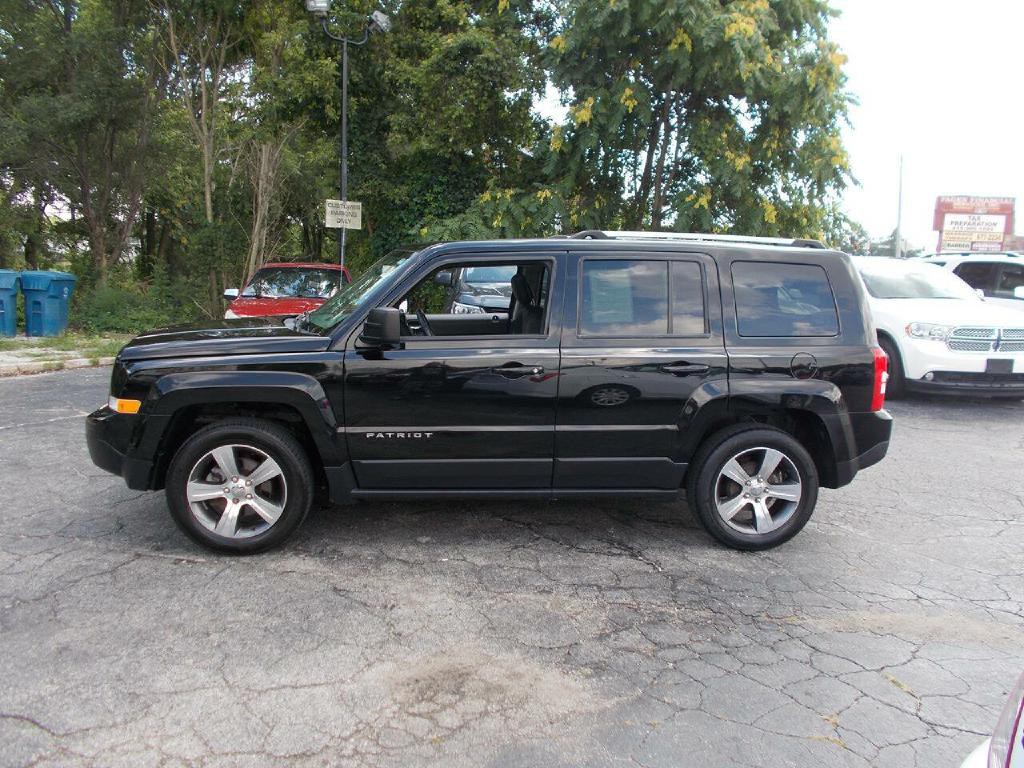 2017 Jeep Patriot Image 1