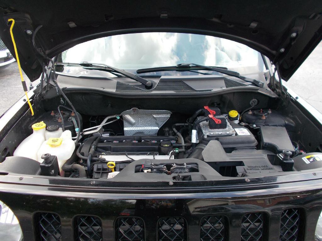 2017 Jeep Patriot Image 8