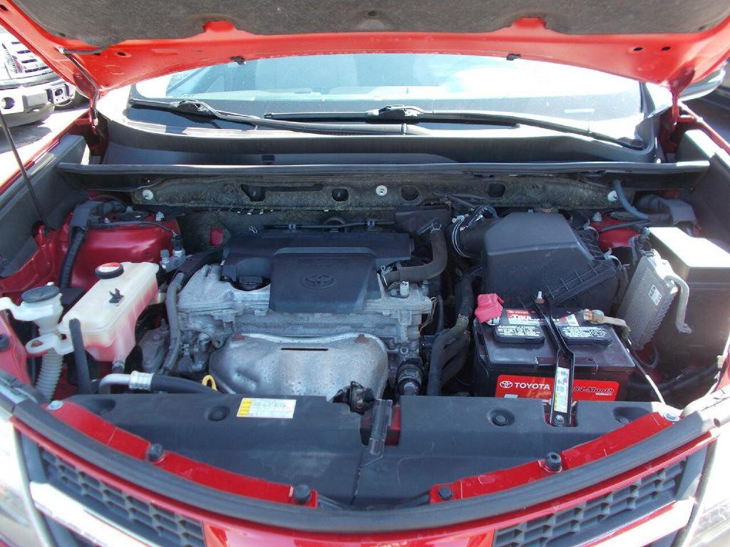 2015 Toyota Rav4 Image 6