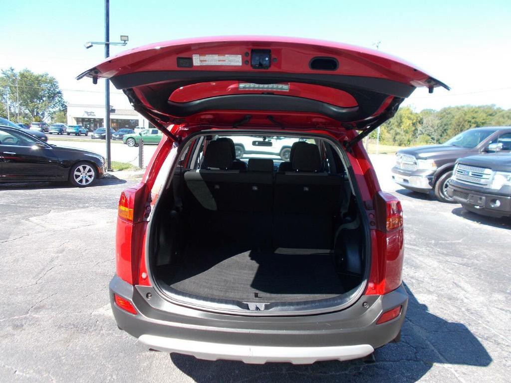 2015 Toyota Rav4 Image 7