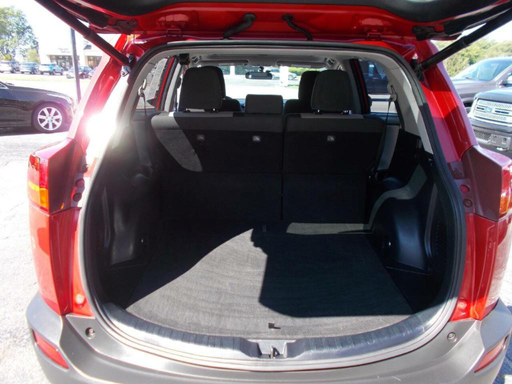 2015 Toyota Rav4 Image 8