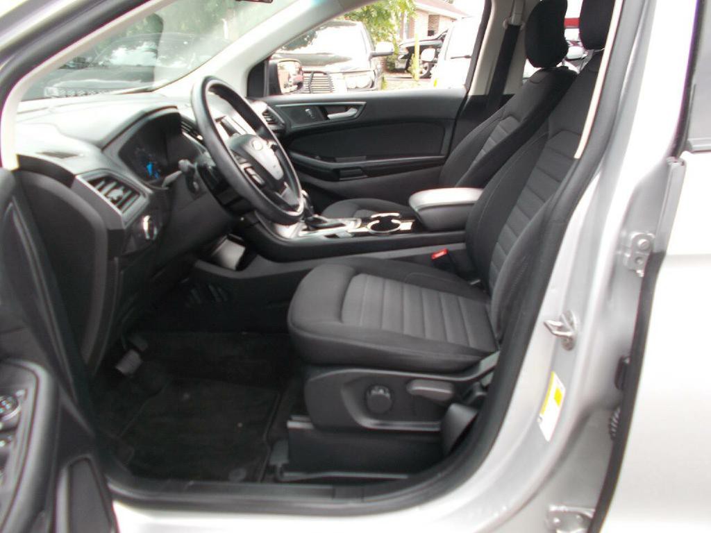 2018 Ford Edge Image 11