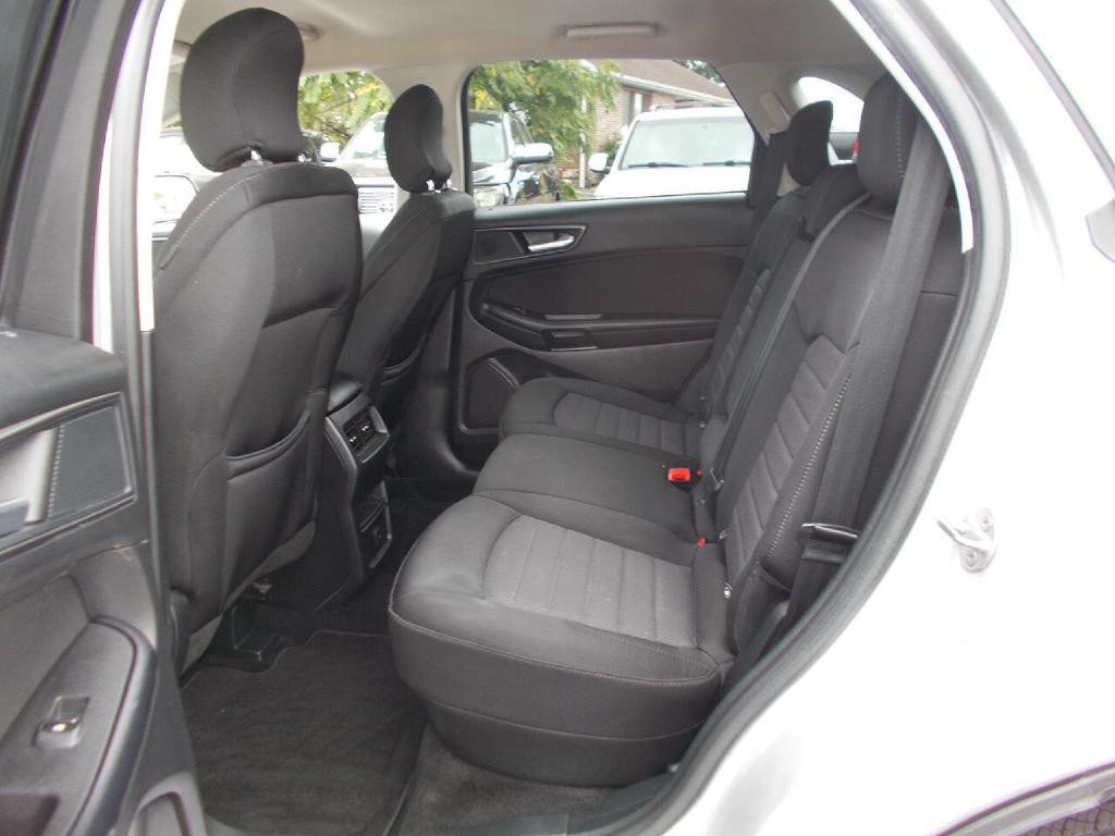 2018 Ford Edge Image 12