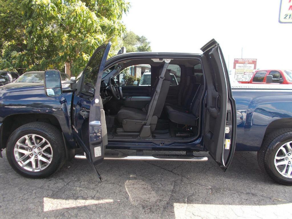 2011 Chevrolet Silverado 1500 Image 11