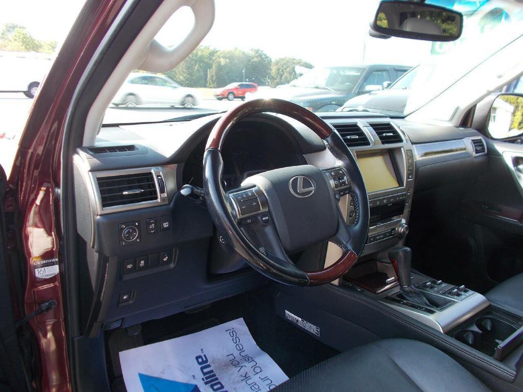 2015 Lexus GX 460 Image 10