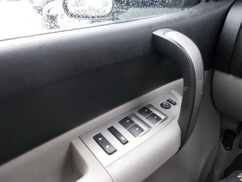 2009 Chevrolet Silverado 1500 Image 18