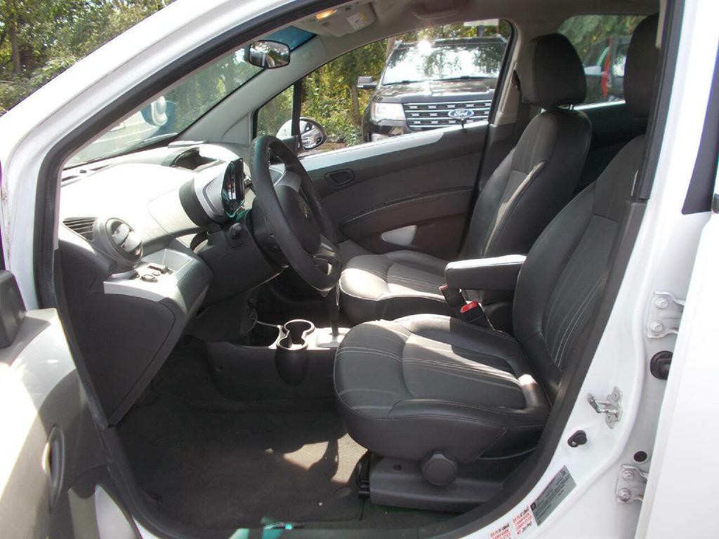 2015 Chevrolet Spark Image 10